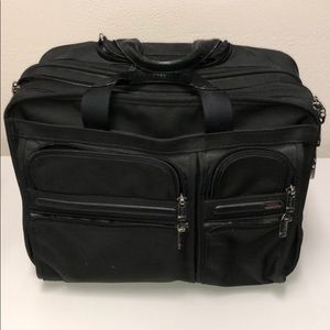 Tumi ALPH Deluxe 2  Wheeled Laptop Brief Case